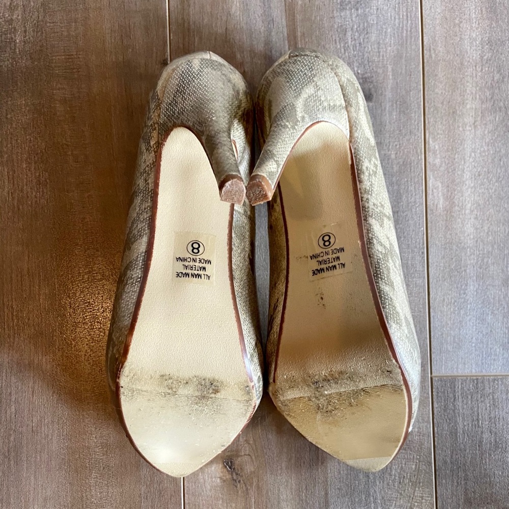 Heart in D Metallic Python Platform Heels - image 13